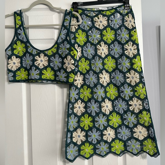 Zara Tops - ZARA TWO PIECE SET